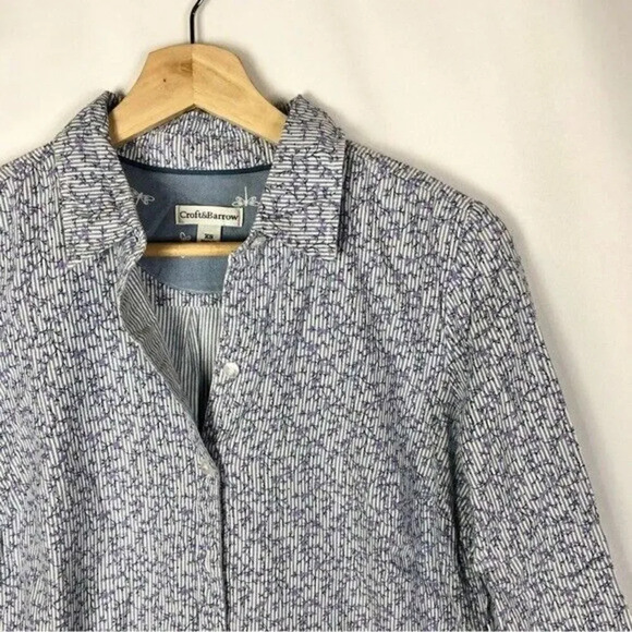 Croft & Barrow Blue & White Floral Stripe Long Sleeve Button Down XS - Picture 3 of 5